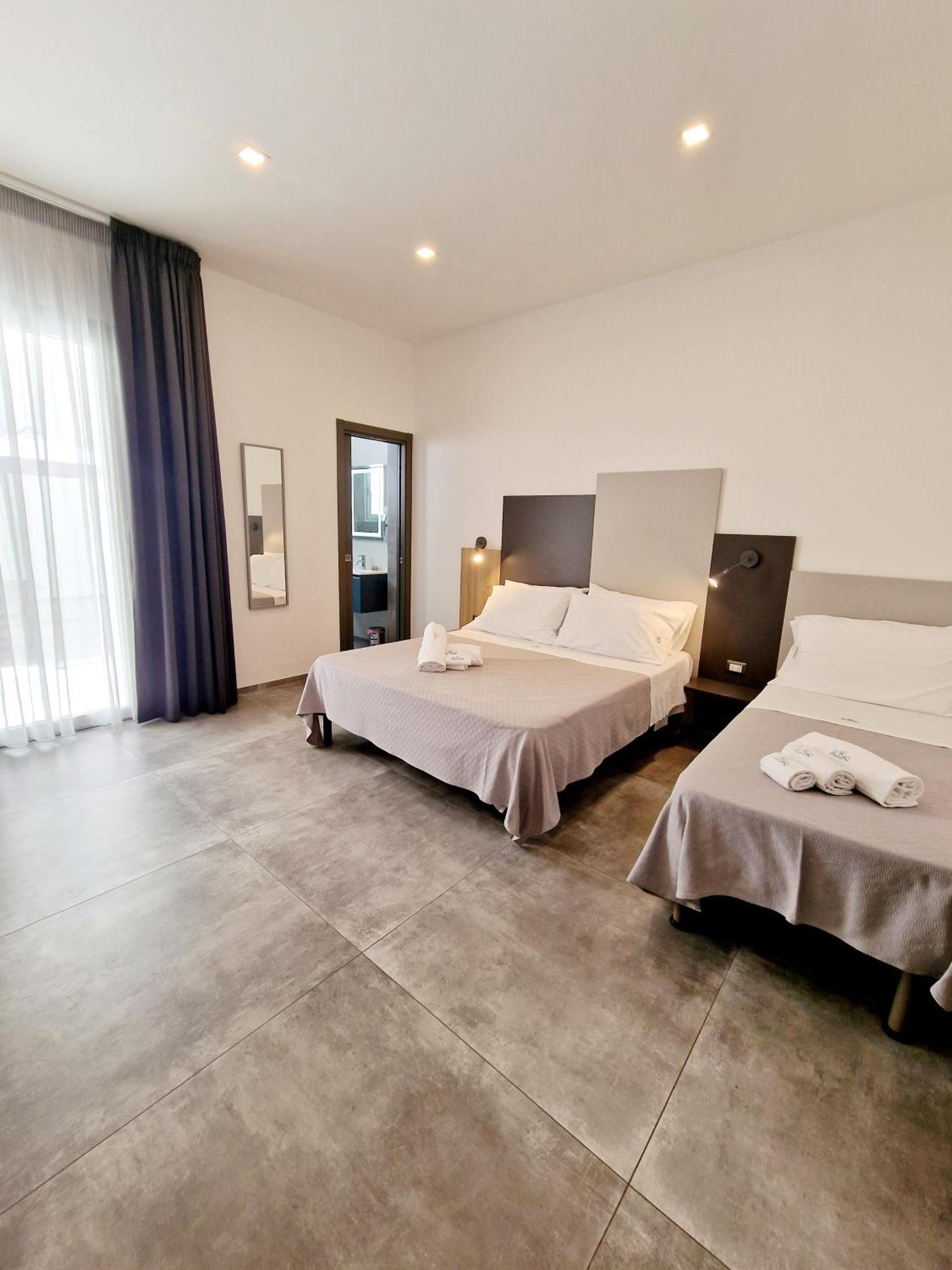 Marebed Apartments & Rooms Порто-Чезарео Экстерьер фото
